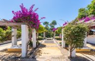 Precioso apartamento completamente reformado en Benamara, Estepona