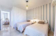 Precioso apartamento completamente reformado en Benamara, Estepona