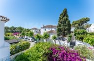 Precioso apartamento completamente reformado en Benamara, Estepona