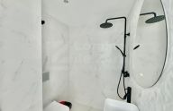 Espectacular apartamento de 3 dormitorios recién reformado en el centro de Marbella