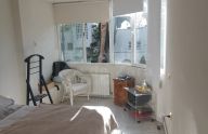 Amplio apartamento dúplex de 3 dormitorios en planta baja en La Milla de Oro de Marbella