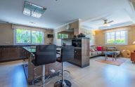 Elegante villa de 7 dormitorios situada en la Milla de Oro de Marbella