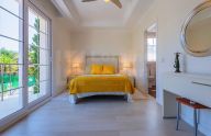 Elegante villa de 7 dormitorios situada en la Milla de Oro de Marbella