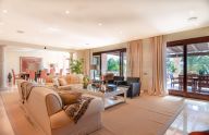 Fantástico ático dúplex de 4 dormitorios en Los Monteros Playa, Marbella Este