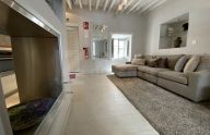 Maravillosa casa de tres plantas con licencia turística situada en la zona más icónica del casco antiguo de Marbella