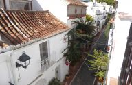Townhouse converted into 4 apartments in the old town of Marbella