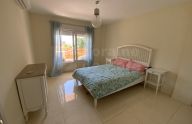Spacious and sunny apartment located in the Marbella ring road