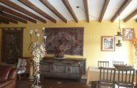 Semi-detached house with two floors with lots of charm in Benahavís