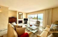 Espectacular apartamento de 2 dormitorios en Marbella Este