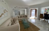 Sunny 3 bedroom villa close to the sea in Linda Vista Baja, San Pedro de Alcántara