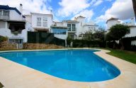 Casa independiente de 5 dormitoriose Xarblanca - El Mirador, Marbella