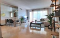 Lindo apartamento de 2 dormitorios, garaje y trastero en La Milla de Oro de Marbella