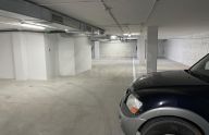 For rent 17 parking spaces on one floor at Calle Salitre 45, Málaga city centre.