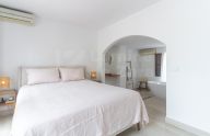 Charming and renovated 3 bedroom townhouse in El Barrio, Marbella center