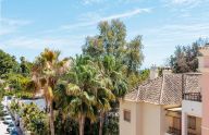 Espléndido ático dúplex de 3 dormitorios en Las Brisas, Marbella