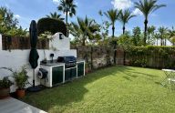 Extraordinary five-bedroom semi-detached house in Puente Romano, Marbella