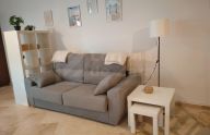 Apartamento en planta baja de un dormitorio y garaje junto al mar en Marbella