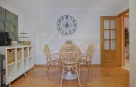 Apartamento espacioso de tres dormitorios en Jardines de la Colonia, en San Pedro de Alcántara