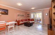 Excellent two-bedroom apartment with a garage located on the Golden Mile of Marbella