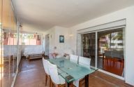 Excellent two-bedroom apartment with a garage located on the Golden Mile of Marbella