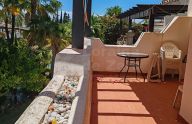 Spacious 2-bedroom apartment in Balcones de Sierra Blanca, Marbella