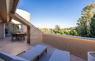 Exclusive 3-bedroom duplex penthouse located in the select Las Brisas Country Club complex, Nueva Andalucía