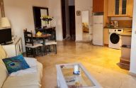 One bedroom ground floor apartment in Marbella del Mar.