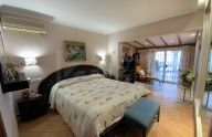Villa de 3 dormitorios en una sola planta en primera línea de Marbella Este