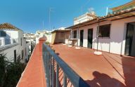Spacious ten-bedroom house located in the Old Town of Marbella