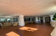 Maravilloso ático dúplex a reformar de 5 dormitorios en Ventura del Mar, Milla de Oro de Marbella