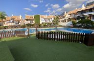 Beautiful three-story townhouse in a beautiful and quiet urbanization in Valdeolletas, Marbella