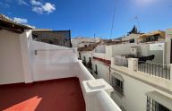 Three-story semi-detached house located in one of the most traditional streets in the Historic Center of Marbella