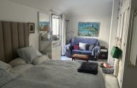 Amplio atico duplex de 5 dormitorios con vistas al mar en el mismo centro de Marbella