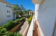 Sunny two-bedroom apartment in impeccable condition located on the Golden Mile of Marbella