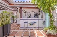 Magnificent 2-bedroom duplex penthouse on Marbella's Golden Mile