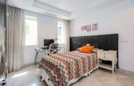 3 bedrooms in Marina Mariola on the beachfront in Marbella