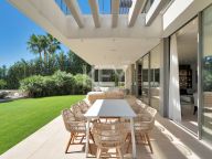 Villa en venta en Capanes Sur, Benahavis