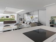Villa for sale in El Campanario, Estepona
