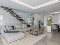 Villa for sale in El Campanario, Estepona