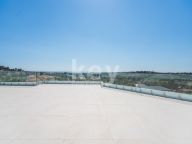 Villa for sale in Nueva Andalucia
