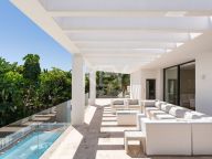 Villa for sale in La Quinta, Benahavis