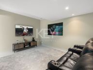 Villa for sale in La Quinta, Benahavis