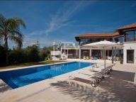 Villa en alquiler en Nueva Andalucia
