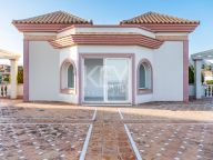 Villa en venta en Los Flamingos, Benahavis