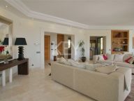 Villa for sale in Los Arqueros, Benahavis