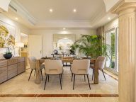 Villa for sale in Los Flamingos, Benahavis