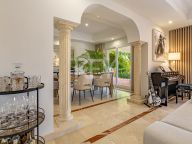Villa for sale in Los Flamingos, Benahavis