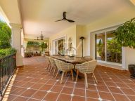 Villa for sale in Los Flamingos, Benahavis