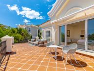 Villa for sale in Los Flamingos, Benahavis