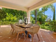 Villa for sale in Los Flamingos, Benahavis